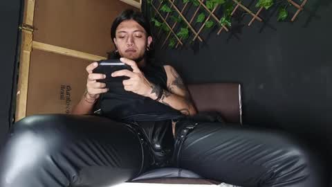 DICAPRIO online show from September 2025 04:16:01 AM