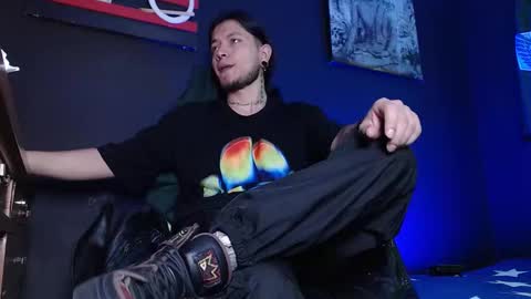 DICAPRIO online show from February 2026 06:15:01 PM