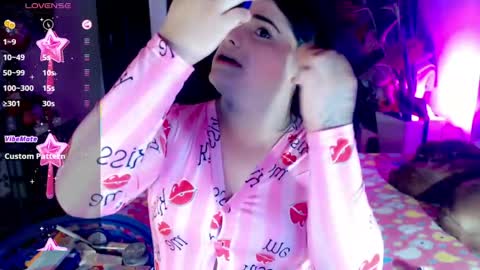 dick22cmx_ online show from April 2026 01:02:01 PM