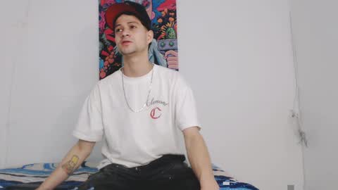 dick_boy_18 online show from May 2026 03:30:01 PM