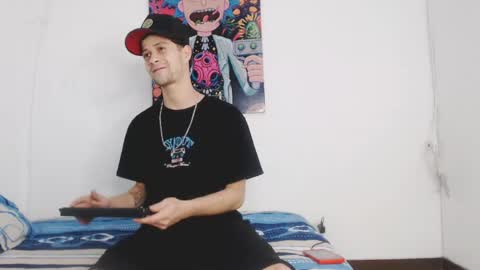dick_boy_18 online show from May 2026 08:27:02 PM