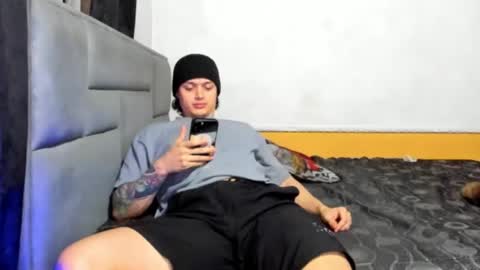 jhon online show from February 2025 11:26:01 PM