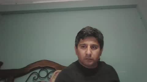 dickeduardo online show from October 2025 05:08:01 AM