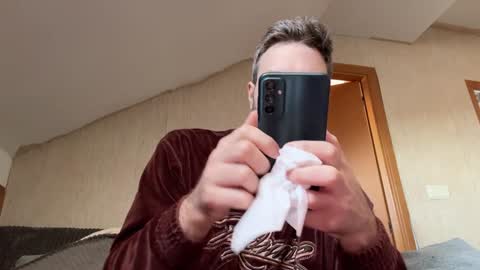 Im Julian  all cum shot videos here    online show from February 2025 11:43:02 AM