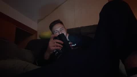 Im Julian  all cum shot videos here    online show from February 2025 11:33:02 PM