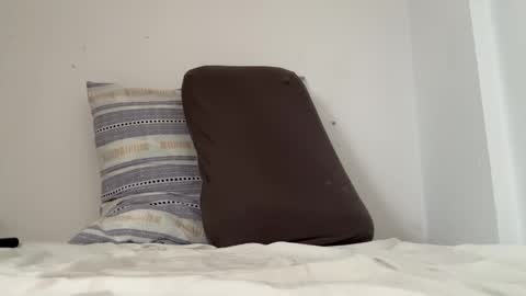 Im Julian  all cum shot videos here    online show from February 2025 04:40:02 PM