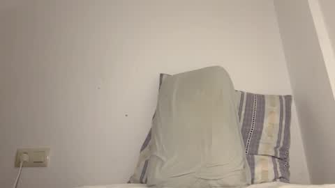 Im Julian  all cum shot videos here    online show from March 2025 09:59:02 PM