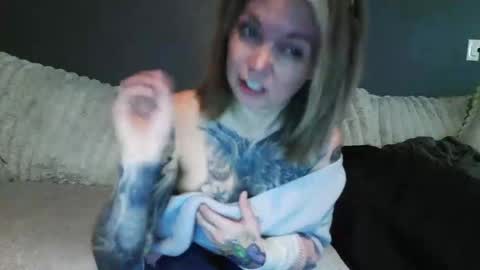 Snapshot of diddylicious22 chatting on January 2025 04:41:02 AM diddylicious22 online show from January 2025 04:41:02 AM