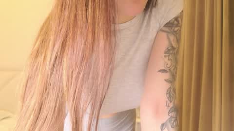 Snapshot of didiactive chatting on February 2026 01:07:02 PM Didiactive online show from February 2026 01:07:02 PM