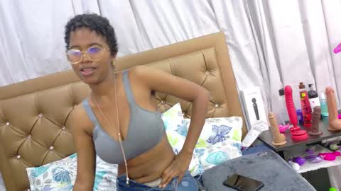 didoelizabeth online show from October 2025 12:27:01 PM