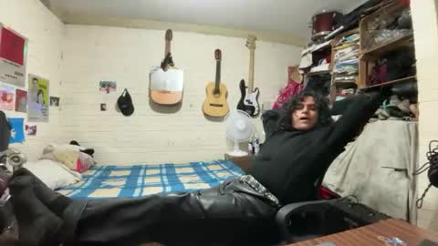 Snapshot of dieciochocentimetross chatting on June 2026 10:56:02 PM dieciochocentimetross online show from June 2026 10:56:02 PM