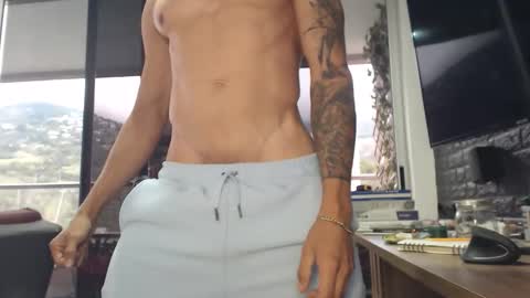 Snapshot of diehgoo_ortega chatting on December 2025 09:45:02 PM Diego Ortega online show from December 2025 09:45:02 PM