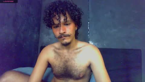 Snapshot of diemond_latinx98 chatting on June 2026 02:33:01 PM diemond_latinx98 online show from June 2026 02:33:01 PM