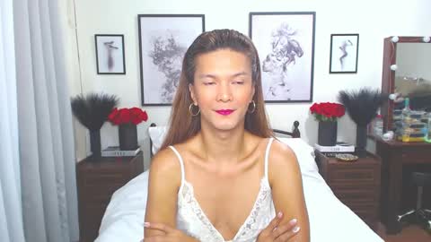 Dennesse online show from February 2025 01:09:01 AM