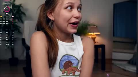 Elwyna online show from September 2025 06:24:02 PM