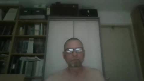 Snapshot of dierenfeld chatting on April 2026 01:42:02 AM dierenfeld online show from April 2026 01:42:02 AM