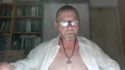 Snapshot of dierenfeld chatting on July 2026 12:53:01 AM dierenfeld online show from July 2026 12:53:01 AM