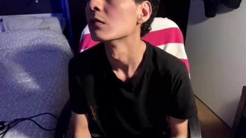 Andrew online show from October 2025 05:13:01 PM