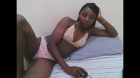 Dijah online show from December 2025 02:03:01 PM