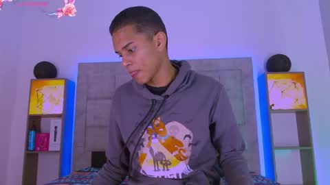 Dilan online show from December 2025 12:44:02 PM