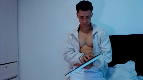 Dilan Coy online show from February 2025 04:15:02 PM