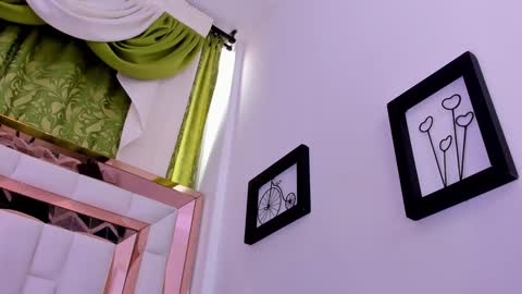 dilan_scootk_ online show from January 2025 02:13:01 PM