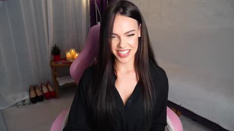 Dilara online show from February 2026 09:00:02 PM