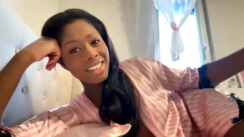 Snapshot of dilussoangel chatting on June 2026 07:16:02 PM dilussoangel online show from June 2026 07:16:02 PM