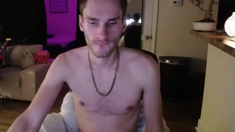 Snapshot of dimitri_4793 chatting on January 2025 12:43:02 AM Meechii online show from January 2025 12:43:02 AM