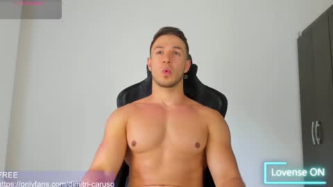 dimitricaruso online show from February 2025 08:22:01 PM