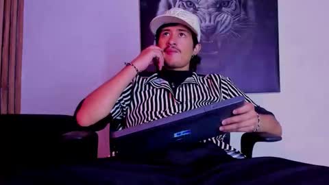 Dimitri online show from September 2025 07:02:02 PM