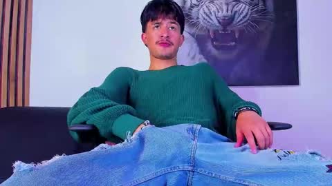 Dimitri online show from September 2025 07:36:01 PM