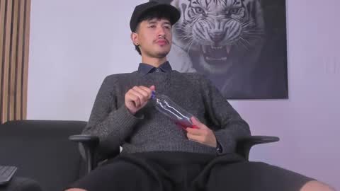 Dimitri online show from September 2025 08:11:02 PM