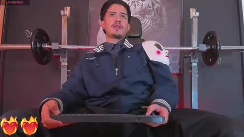 Dimitri online show from November 2025 08:11:01 PM