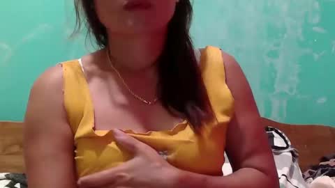 Dimple online show from February 2025 09:54:01 AM