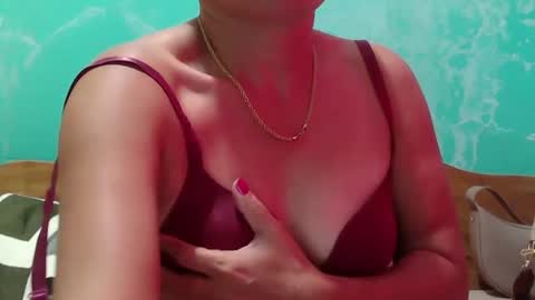 Dimple online show from February 2025 08:07:01 AM