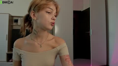 Dina online show from October 2025 08:01:01 AM