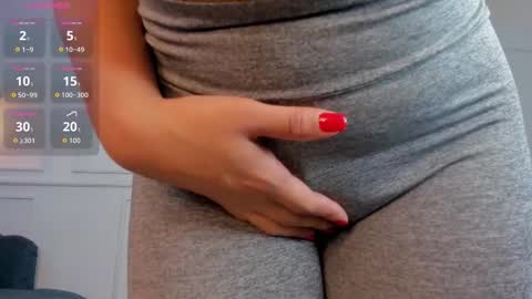 Dina  online show from September 2025 11:34:01 AM