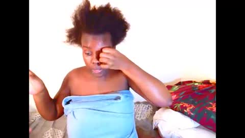 dinnydakrazx online show from December 2024 07:00:01 PM