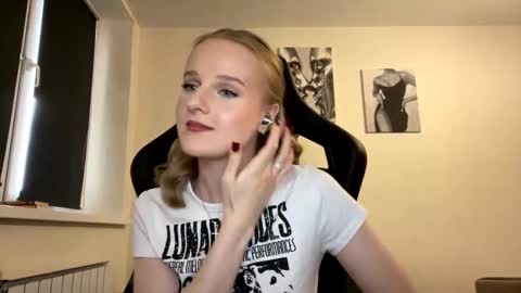 Kate online show from December 2025 09:07:01 AM