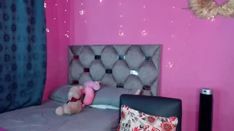 Snapshot of dione_sexyy chatting on December 2024 06:33:01 AM IG dionemontecarlo19 online show from December 2024 06:33:01 AM