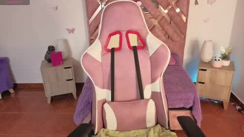 DIOSA AFRODITA 24  NEW VIDEOS HERE  LOVES online show from April 2026 02:40:02 AM