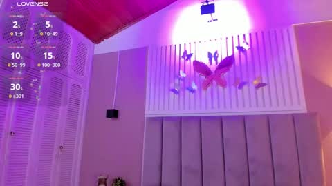 Cristal  online show from March 2025 09:40:01 AM