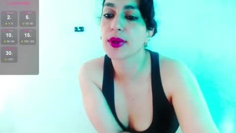 Snapshot of diosa_gil chatting on June 2026 12:37:01 PM diosa_gil online show from June 2026 12:37:01 PM