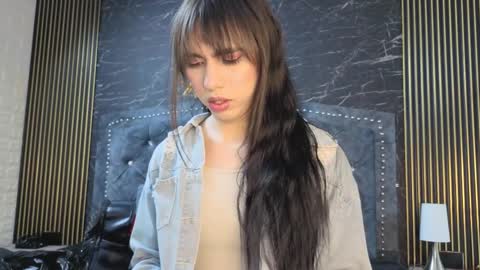 DIOSA online show from November 2025 08:31:01 PM