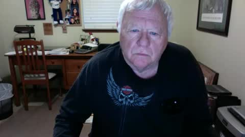 dirtrider195080438 online show from May 2026 03:46:01 AM