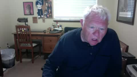 Snapshot of dirtrider195080438 chatting on June 2026 01:41:01 AM dirtrider195080438 online show from June 2026 01:41:01 AM