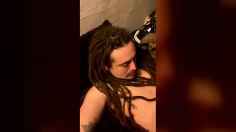 dirtsdirt1 online show from February 2026 12:01:02 PM