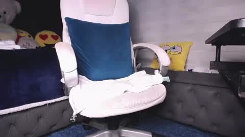 dirty_27cms online show from January 2025 04:44:01 AM