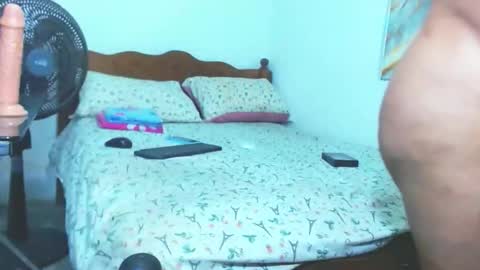 Snapshot of dirty_culona chatting on March 2026 05:19:02 PM dirty_culona online show from March 2026 05:19:02 PM